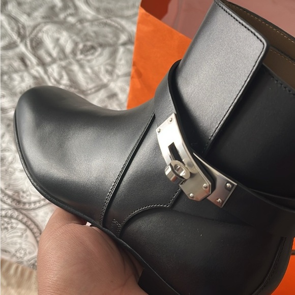 Hermès Black Leather Ankle Boots - Picture 6 of 8